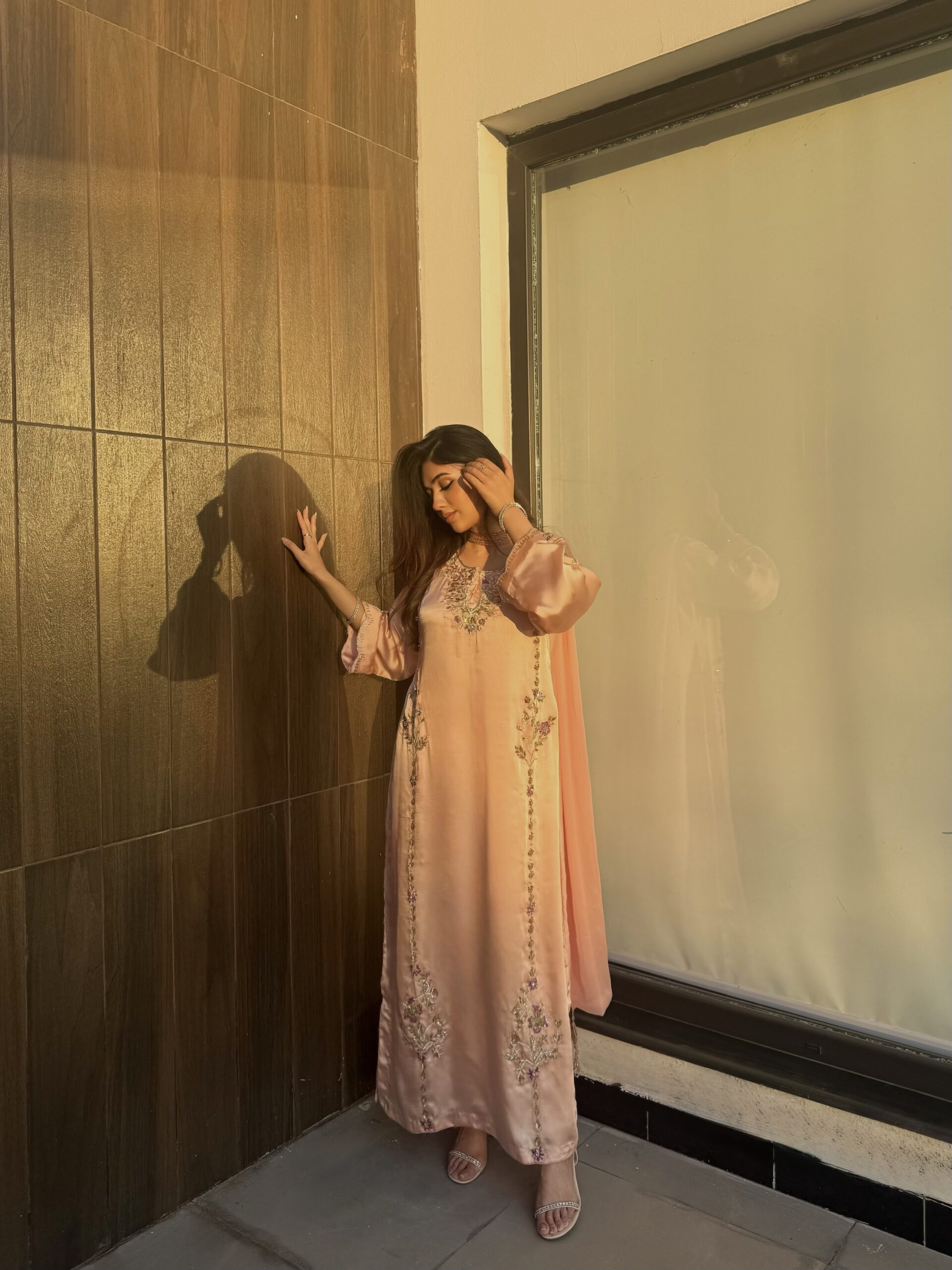 Rosa Noor - Image 5